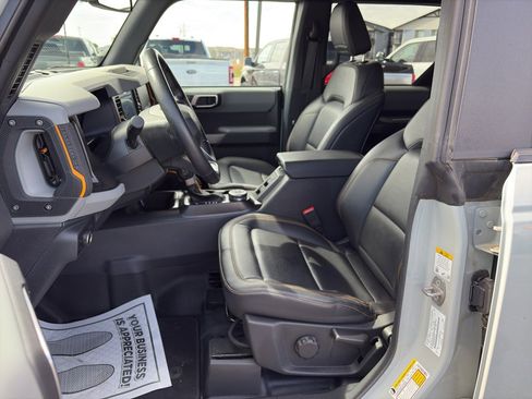 Used 2022 Ford Bronco Badlands image 23