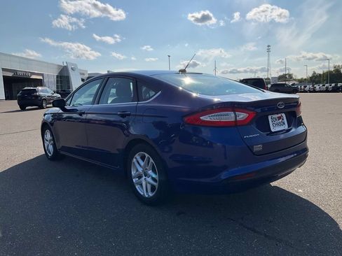 Used 2016 Ford Fusion SE FWD image 26