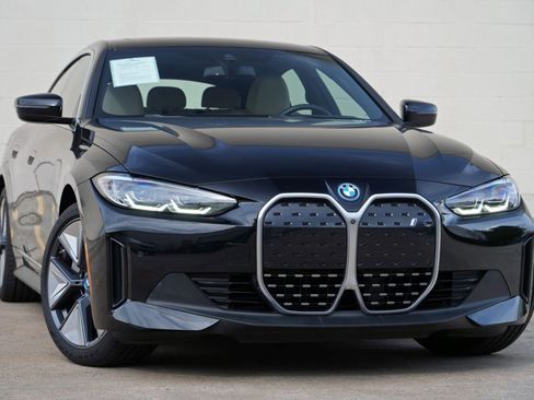Used 2024 BMW i4 eDrive35 w/ Premium Package RWD image 4