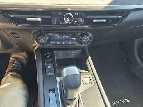 New 2026 Nissan Kicks SV image 20