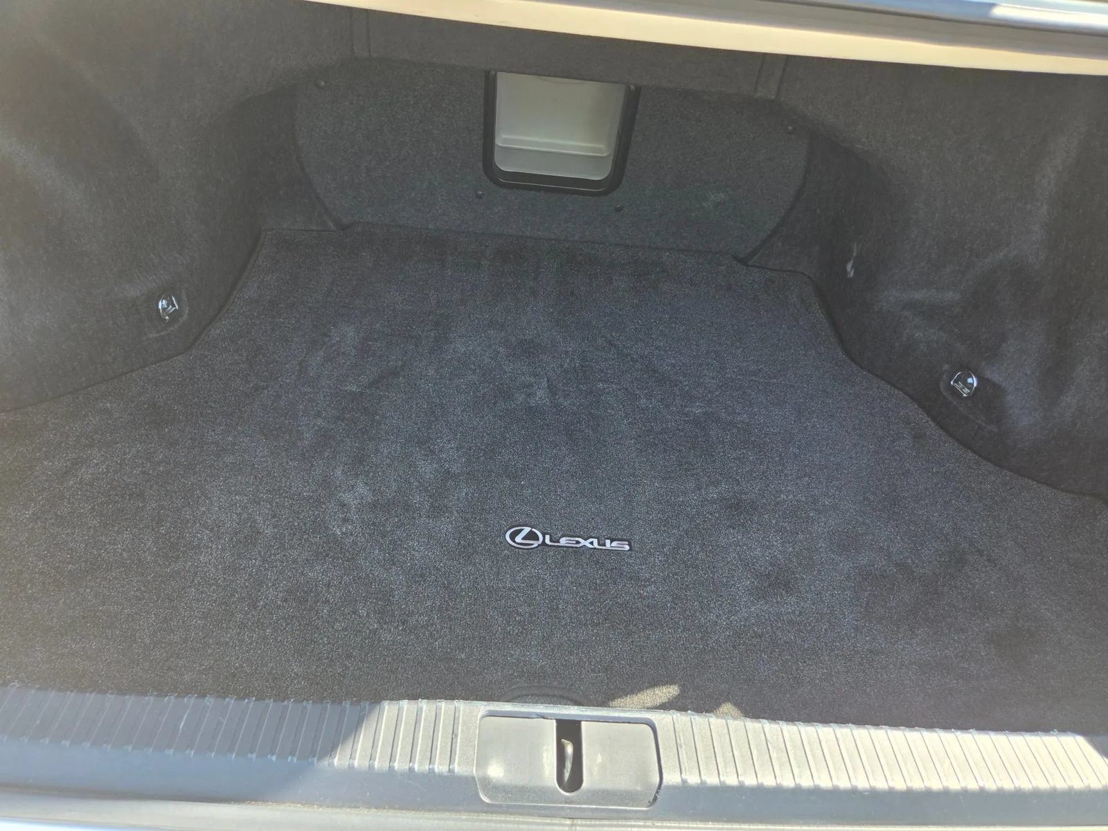 Used 2014 Lexus ES 350 w/ Premium Package FWD image 16