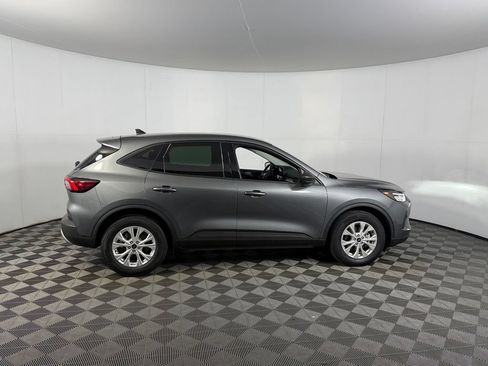 Used 2025 Ford Escape Active FWD image 4
