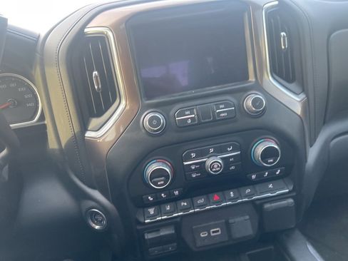 Used 2022 Chevrolet Silverado 3500 High Country w/ Safety Package II image 19