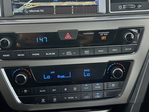 Used 2015 Hyundai Sonata Limited 2.0T image 24