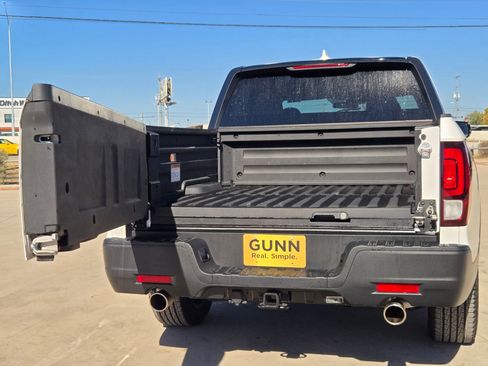 Used 2025 Honda Ridgeline Sport image 29