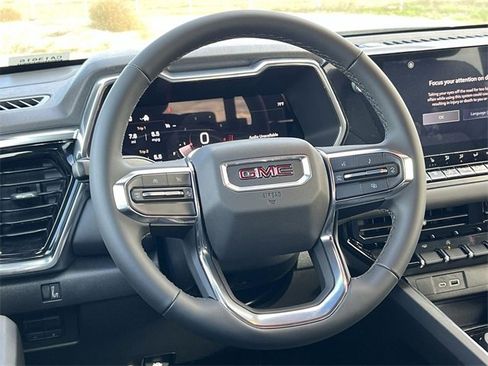 New 2026 GMC Canyon Elevation w/ Convenience Package image 12