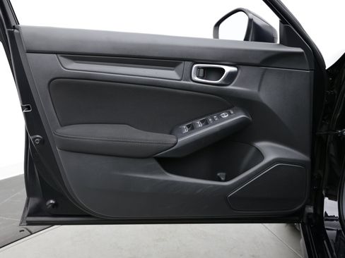 Used 2024 Honda Civic Sport image 10
