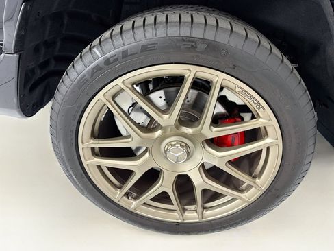 Certified 2025 Mercedes-Benz G 63 AMG 4MATIC image 32