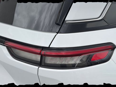 Used 2025 Jeep Grand Cherokee Laredo w/ Trailer Tow Package image 28