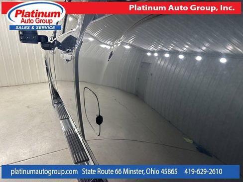 Used 2022 GMC Sierra 2500 Denali w/ Denali Ultimate Package image 10