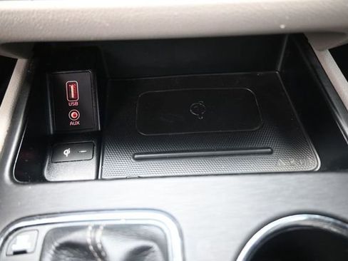 Used 2020 Kia Sedona EX FWD image 9