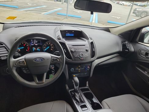 Used 2017 Ford Escape S image 24