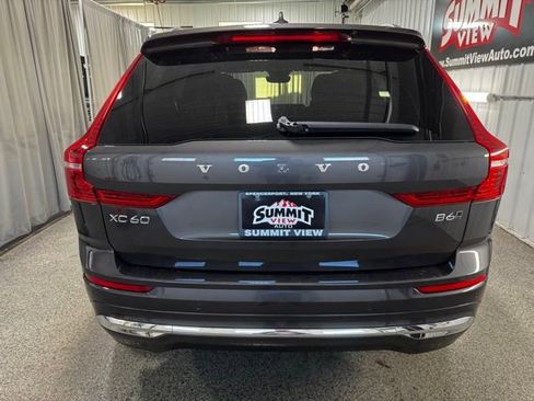 Used 2022 Volvo XC60 B6 Inscription w/ Advanced Package image 5