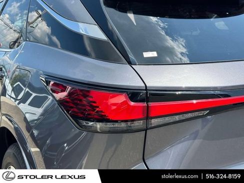 Used 2023 Lexus RX 350 Premium w/ Accessory Package AWD/4WD image 11