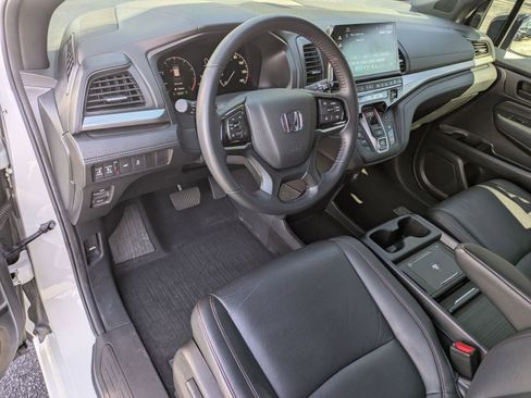Used 2025 Honda Odyssey Sport-L image 9