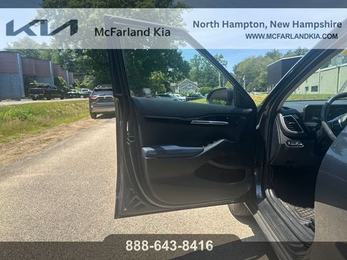 Used 2024 Kia Seltos S AWD/4WD image 16