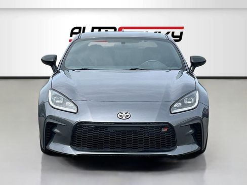 Used 2023 Toyota GR86 Premium RWD image 2