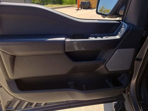 Used 2022 Ford F150 XLT w/ Equipment Group 302A High image 17