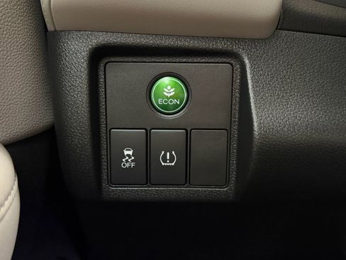 Used 2016 Honda HR-V EX image 23