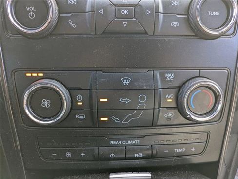 Used 2018 Ford Explorer 4WD image 10