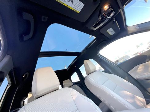 Used 2025 BMW X1 xDrive28i w/ Convenience Package image 23