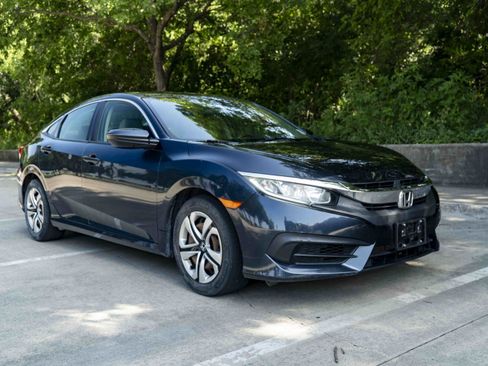 Used 2018 Honda Civic LX image 2