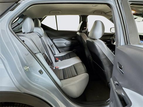 Used 2023 Nissan Kicks SR w/ SR Premium Package image 24