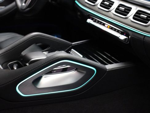 Used 2020 Mercedes-Benz GLE 350 4MATIC image 17