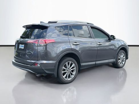 Used 2017 Toyota RAV4 Limited FWD image 5
