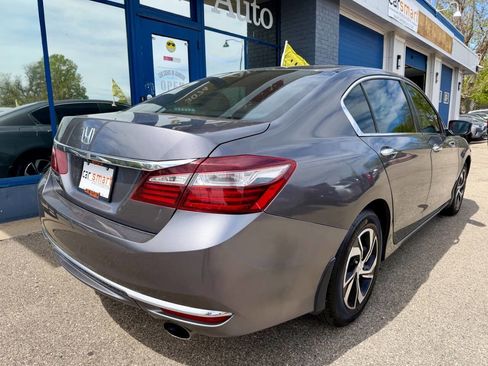 Used 2017 Honda Accord LX image 15