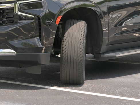 Used 2023 Chevrolet Tahoe LS RWD image 36