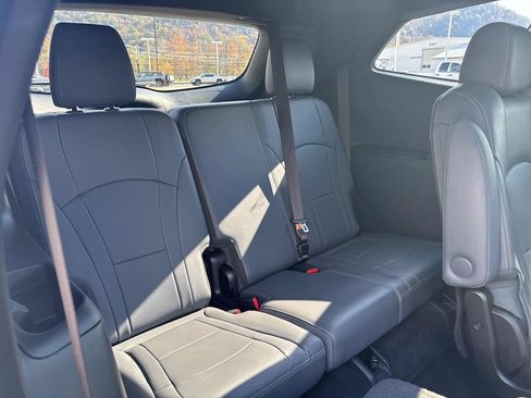 Used 2023 Buick Enclave Essence w/ Experience Buick Package image 52