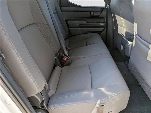 Certified 2024 Toyota Tacoma SR5 AWD/4WD image 18