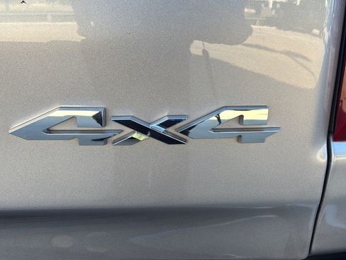 Used 2023 RAM 1500 Laramie AWD/4WD image 34