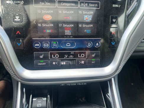 Used 2024 Subaru Outback Onyx Edition AWD/4WD image 16