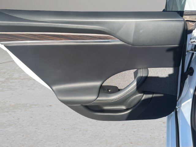 Used 2022 Tesla Model S AWD/4WD image 13