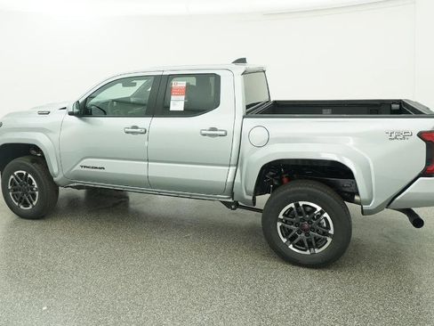 New 2025 Toyota Tacoma TRD Sport image 29