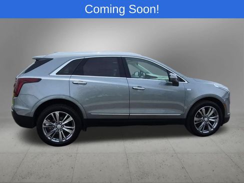 Used 2024 Cadillac XT5 Premium Luxury w/ LPO, Floor Liner Package AWD/4WD image 7