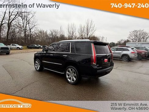 Used 2019 Cadillac Escalade Luxury image 5