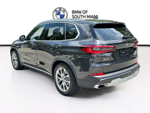 Used 2023 BMW X5 xDrive40i w/ Parking Assistance Package AWD/4WD image 5