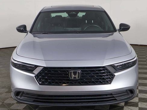 Used 2025 Honda Accord Sport image 11