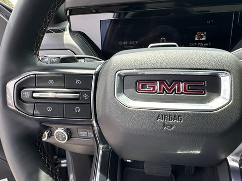Used 2025 GMC Yukon AT4 AWD/4WD image 26