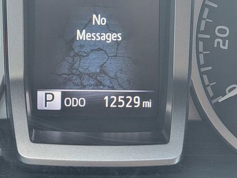 Used 2021 Toyota Tacoma SR5 image 37