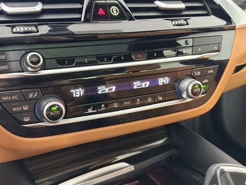 Certified 2023 BMW 540i w/ Premium Package image 15