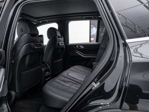 Used 2022 BMW X5 xDrive40i w/ Parking Assistance Package image 34