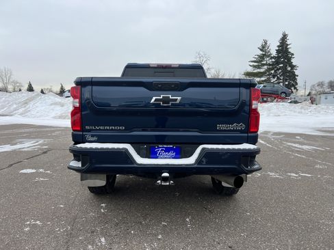 Certified 2022 Chevrolet Silverado 3500 High Country w/ Z71 Off-Road Package image 6