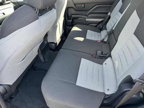 Used 2025 Toyota 4Runner TRD Off-Road image 19