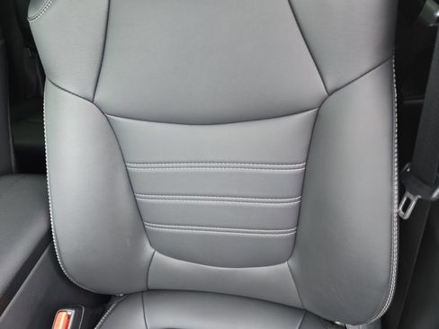 Used 2025 Toyota RAV4 XLE Premium FWD image 29