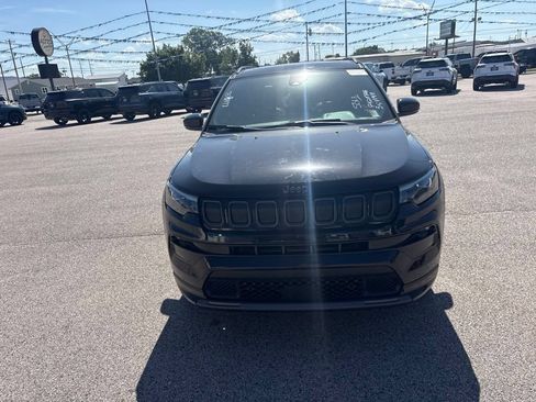 Used 2022 Jeep Compass High Altitude AWD/4WD image 2