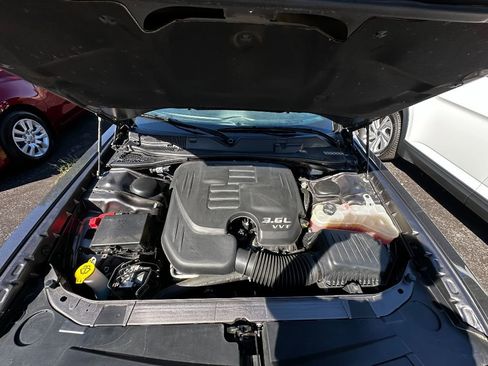 Used 2022 Dodge Challenger GT image 6